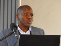 Mr Senzo Nkala (Director: Integrated Policy and Sector Planning: National Department of Tourism) presenting: "Turnaround of the Coach Sector"
